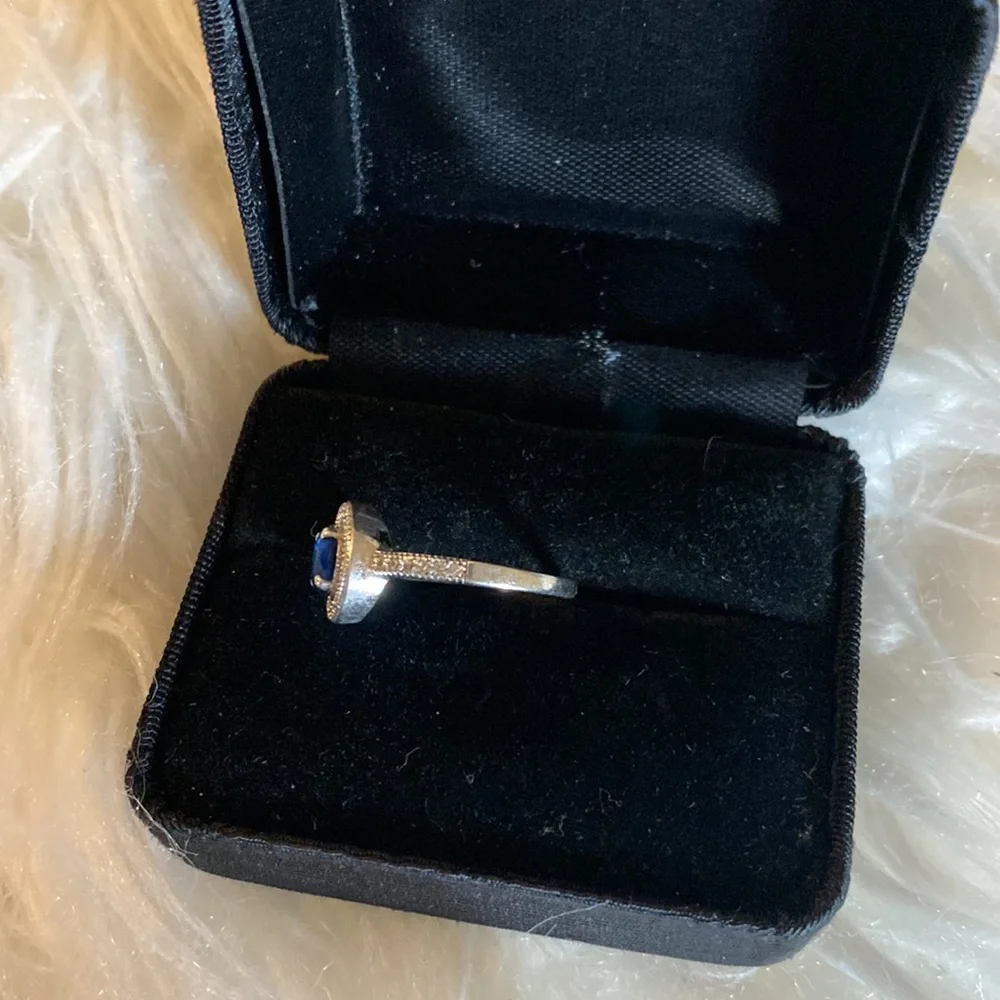 Sapphire and diamond ring - Picture 7 of 13